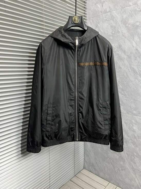 Picture of Louis Vuitton Jackets _SKULVM-3XL12yr32632378